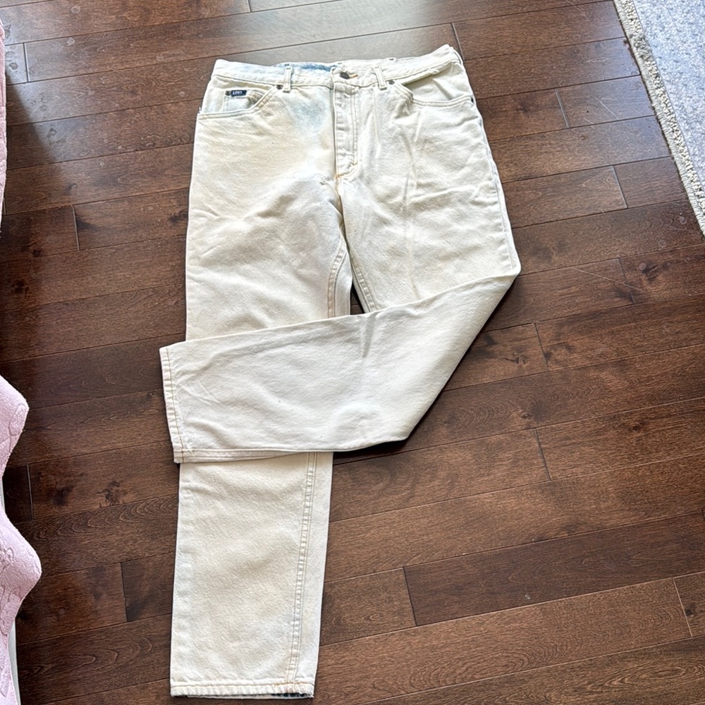 Cream Jeans